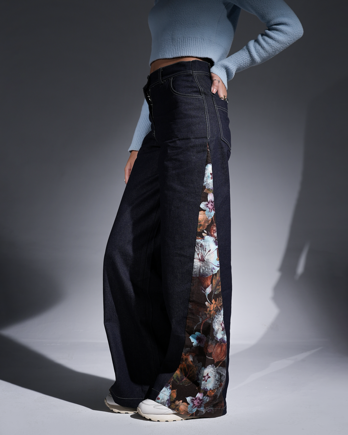 Wild denim pants